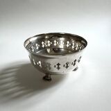Lace basket