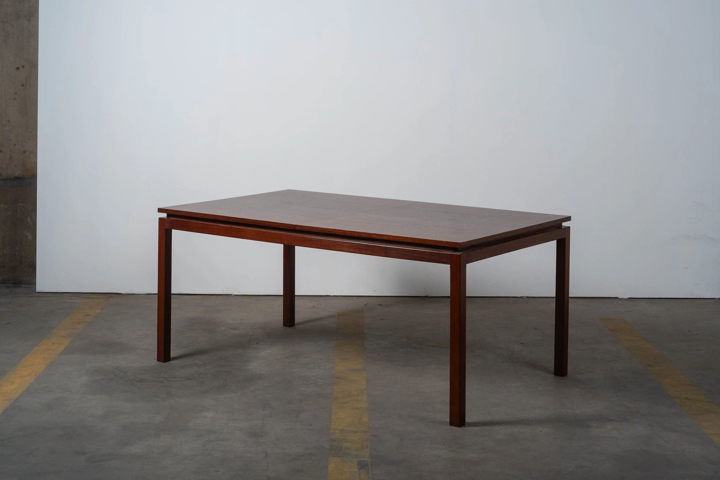 Alfred Hendrickx - Belform extendable dining table