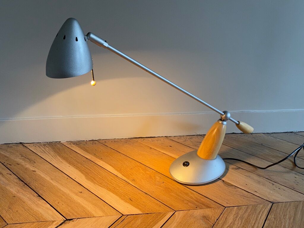 90s swing lamp