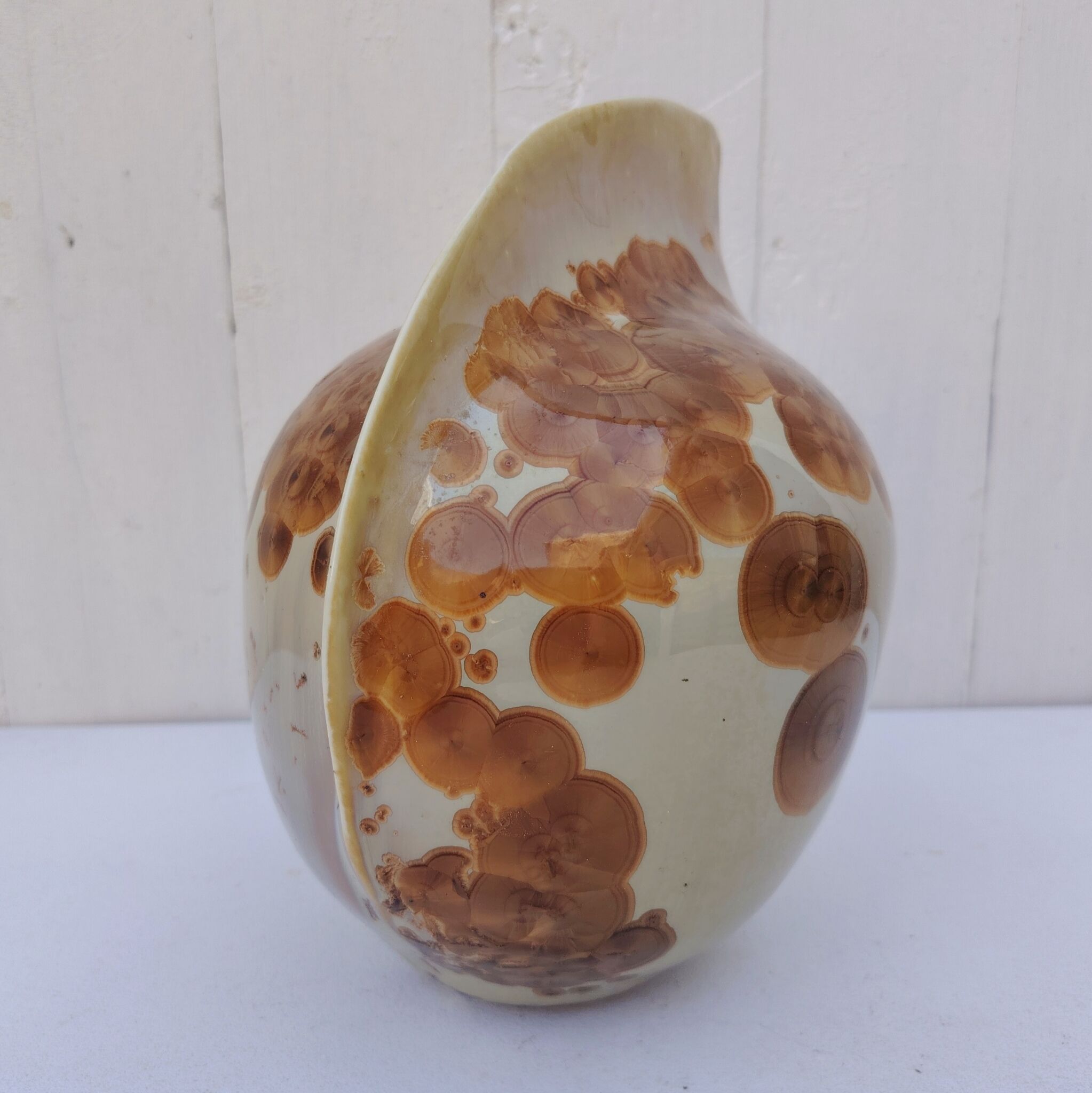 Free-form vase, porcelain stoneware, Matthieu Liévois