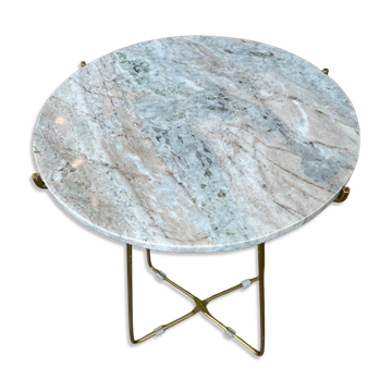Round marble side table – Golden base – Elegant design