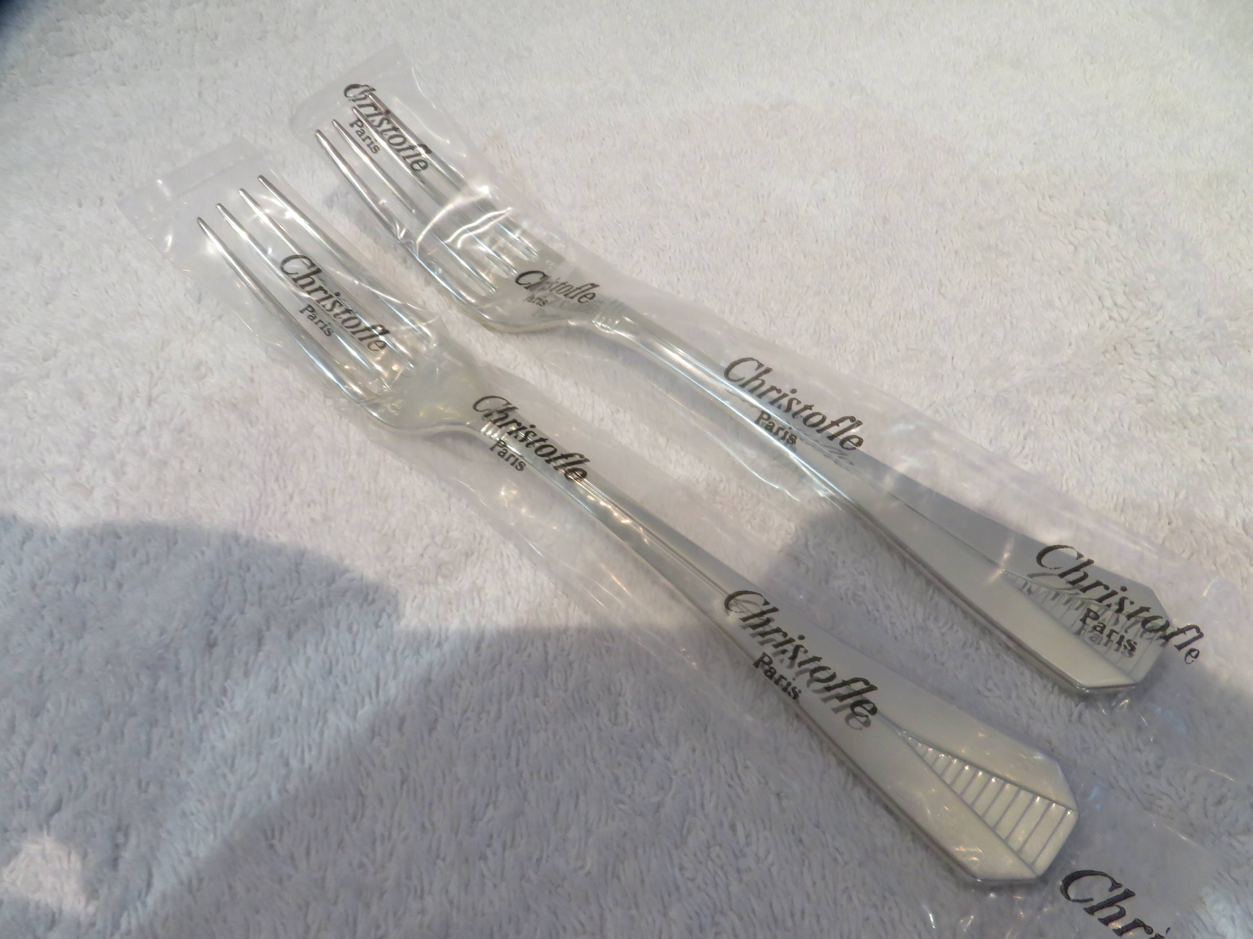 2 Christofle Atlantide silver-plated table forks in blister pack