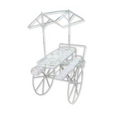 Chariot fleuriste ou bar de jardin en fer perforé