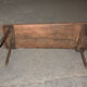 Banc brutaliste ancien