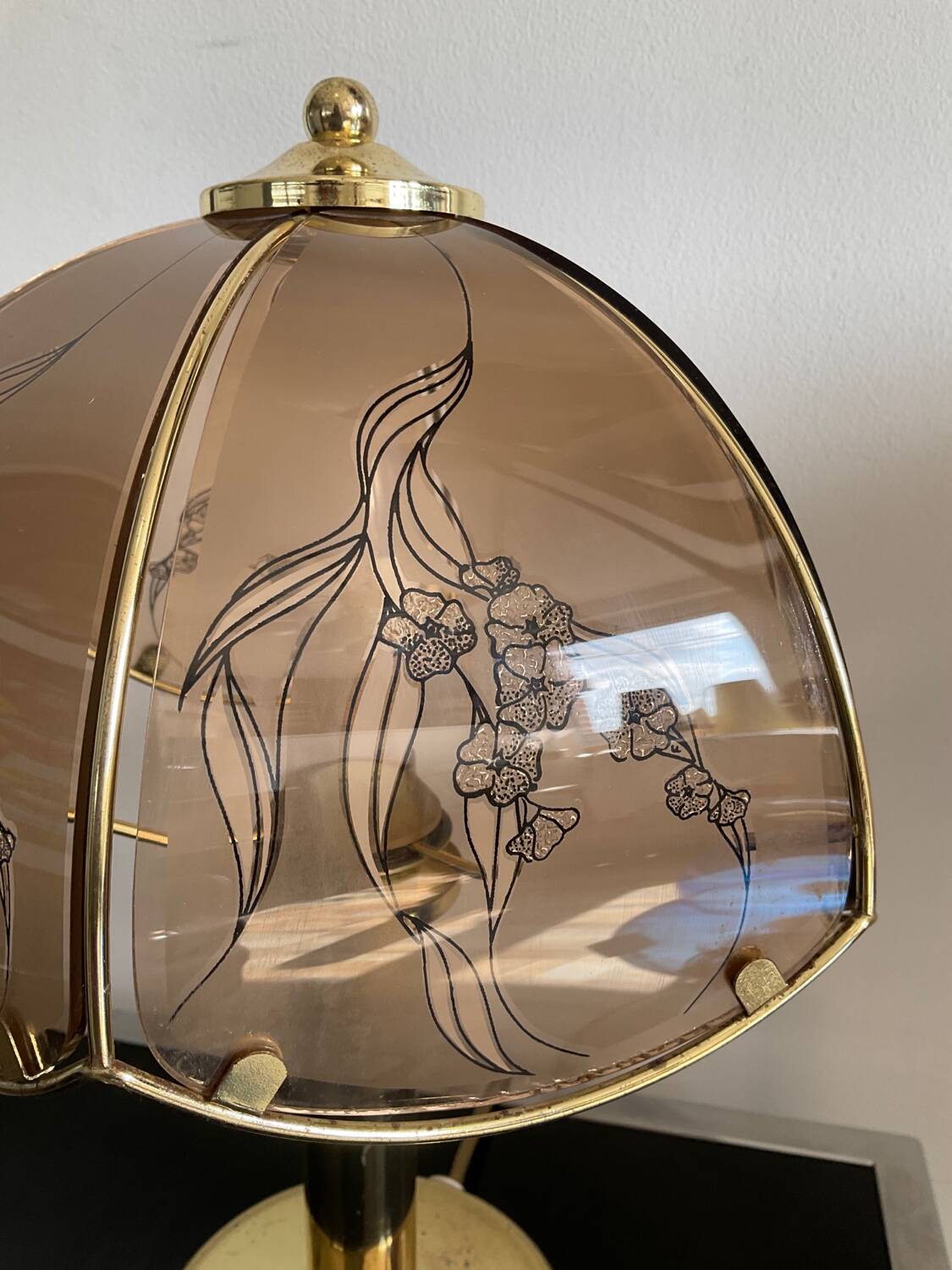Vintage lamp in gold metal and smoked glass