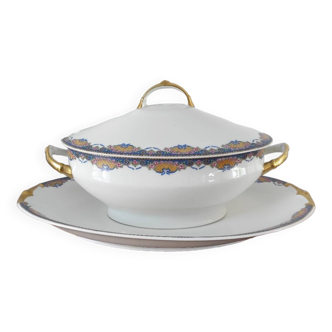 Tureen and its porcelain dish