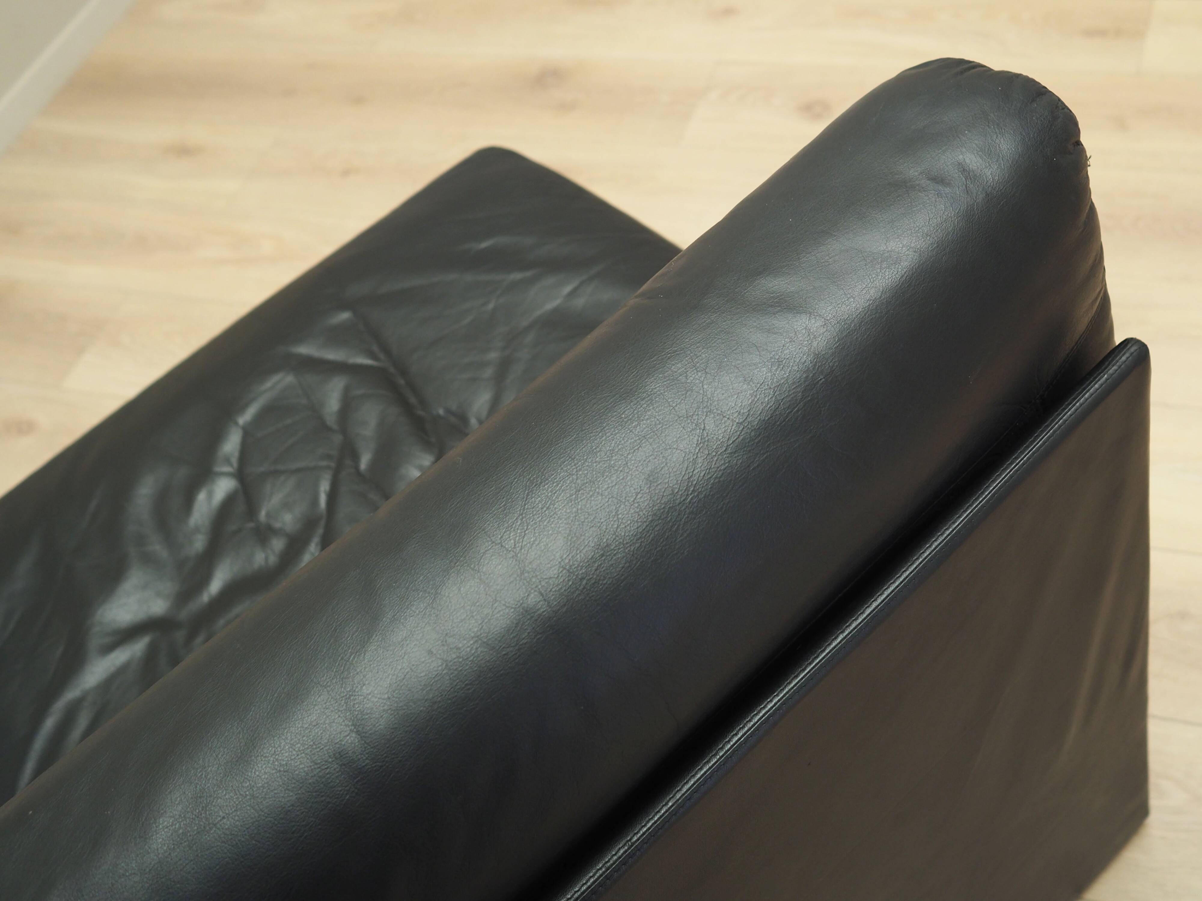 Black leather pouffe/armchair, Italian design, 1960s, production: Italy
