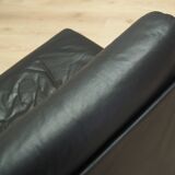 Black leather pouffe/armchair, Italian design, 1960s, production: Italy