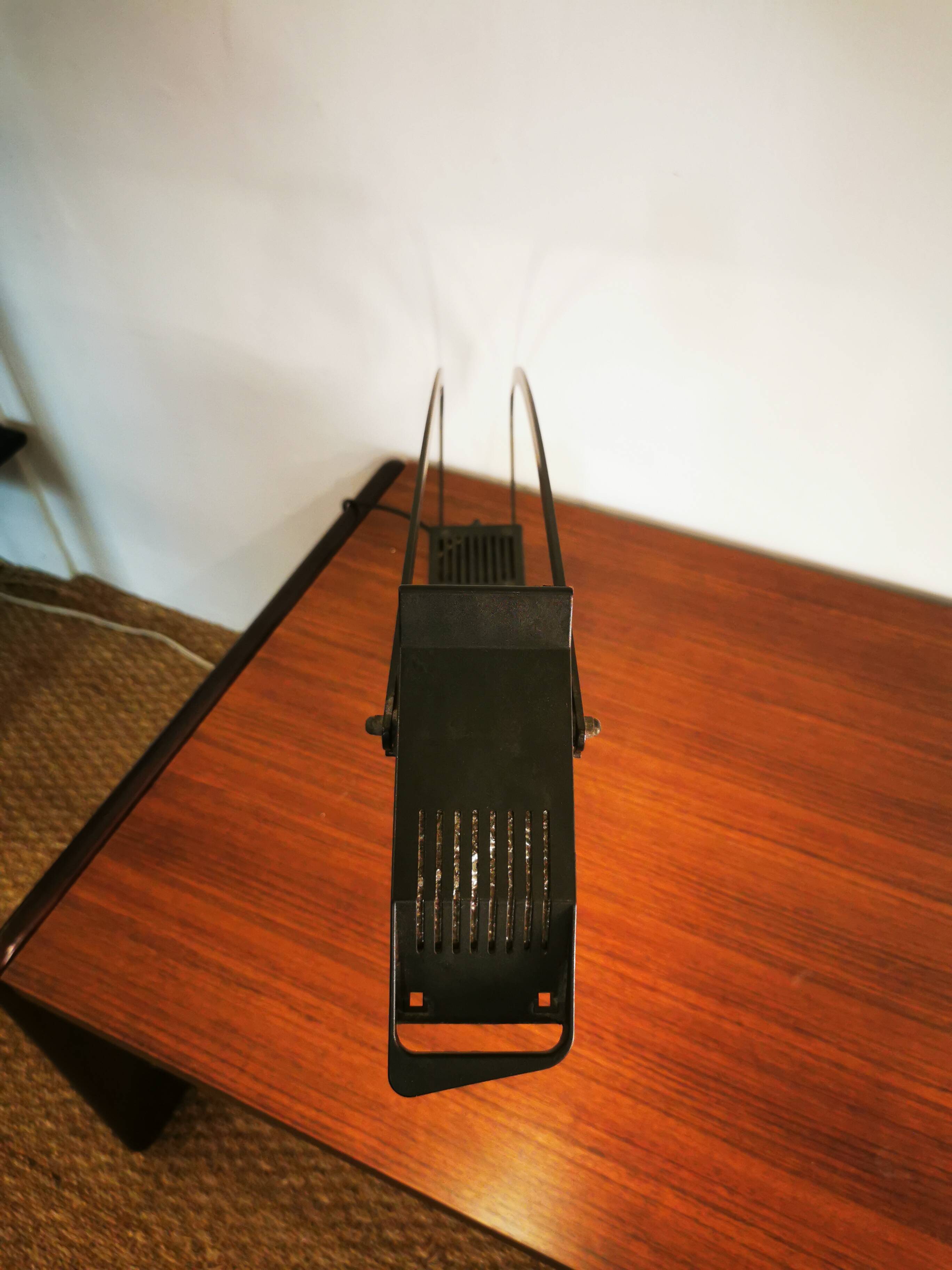 NUTRIA design lamp from the 80s by FASE Spain