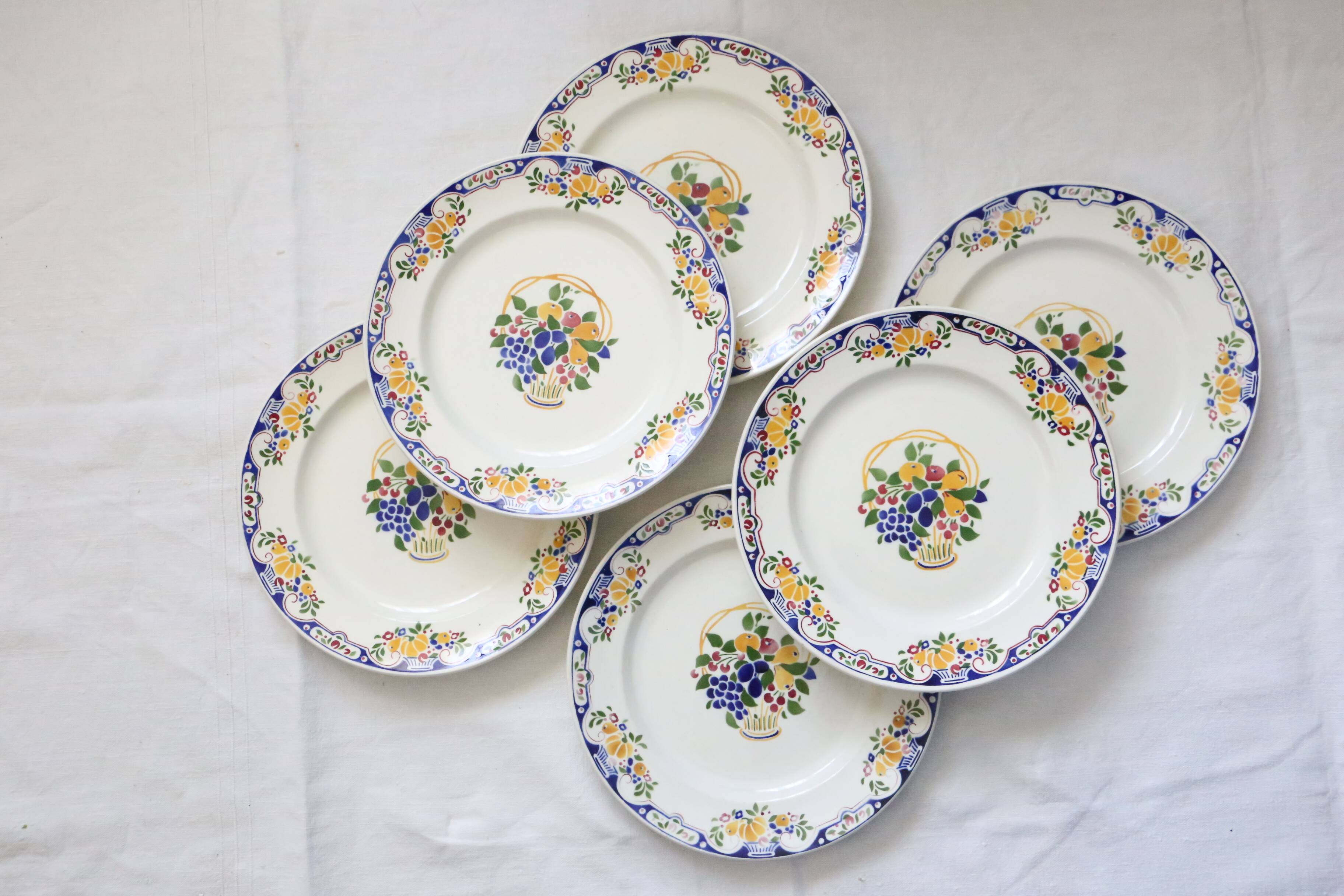 Set of 6 Boch dinner plates, Fructidor service, vintage