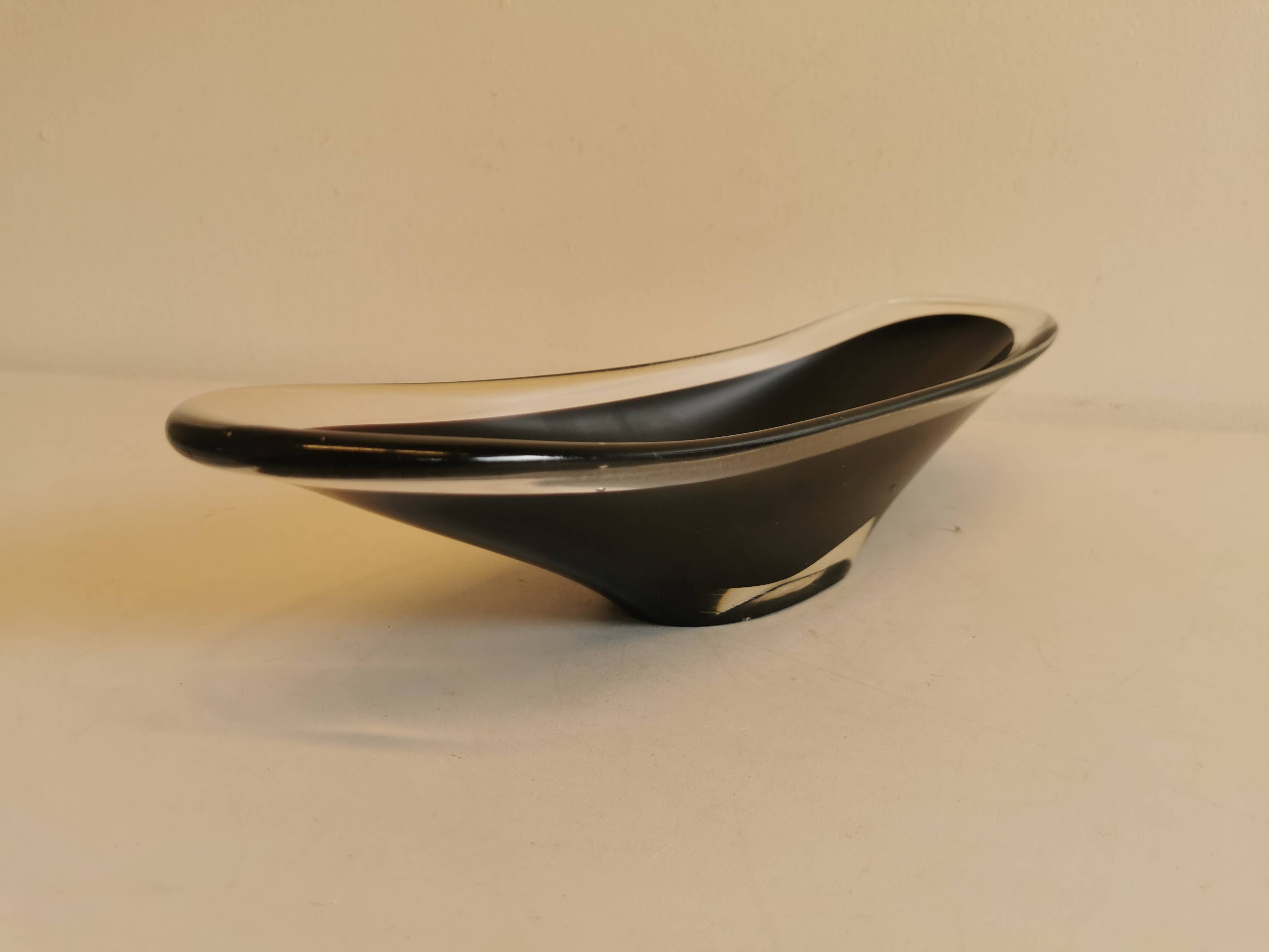 Danish Fruit bowl from the 70s, made of multi-colored glass