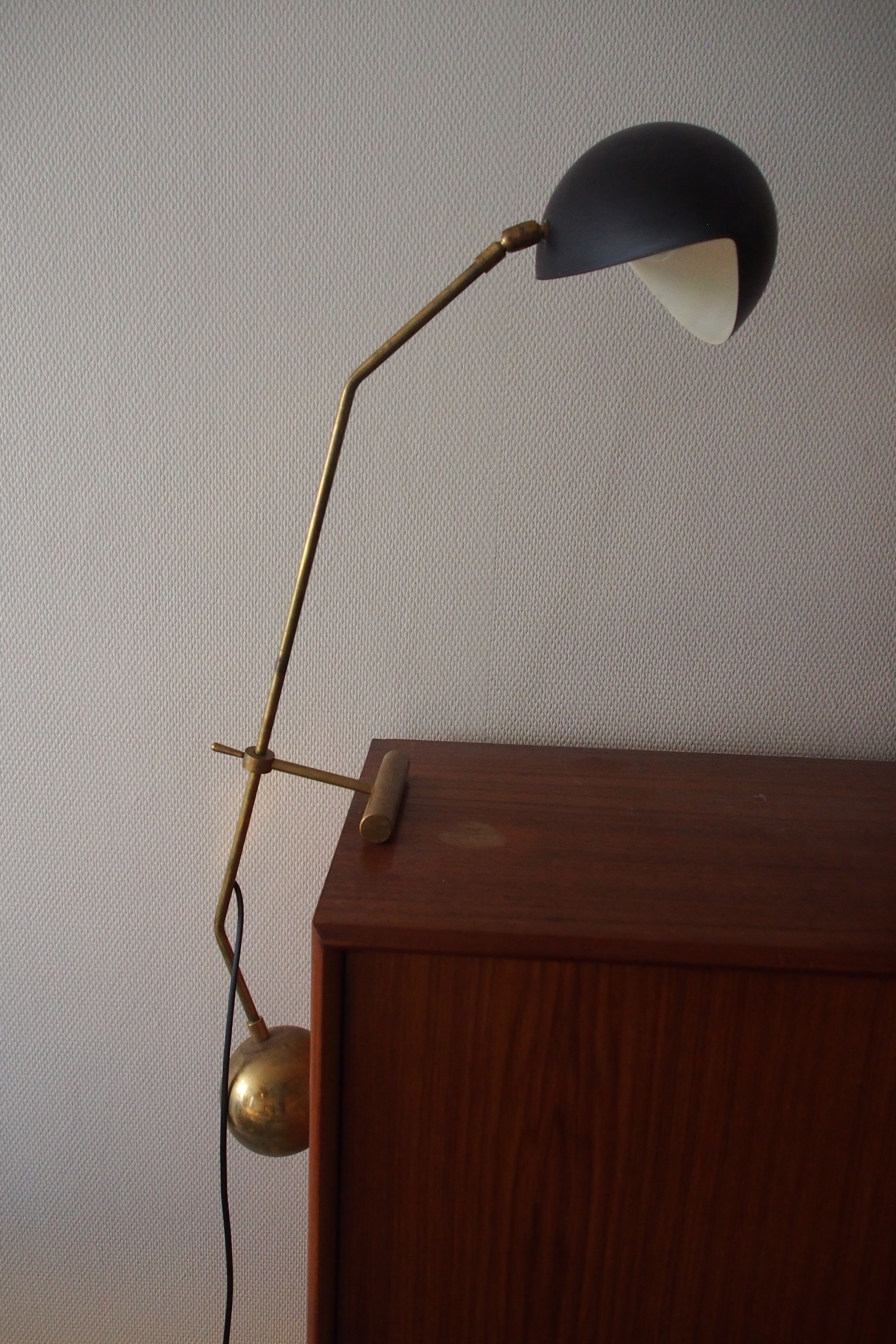 Lampe de bureau à contrepoids  dans le style Italiens des années  50