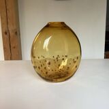 Vase en verre soufflé