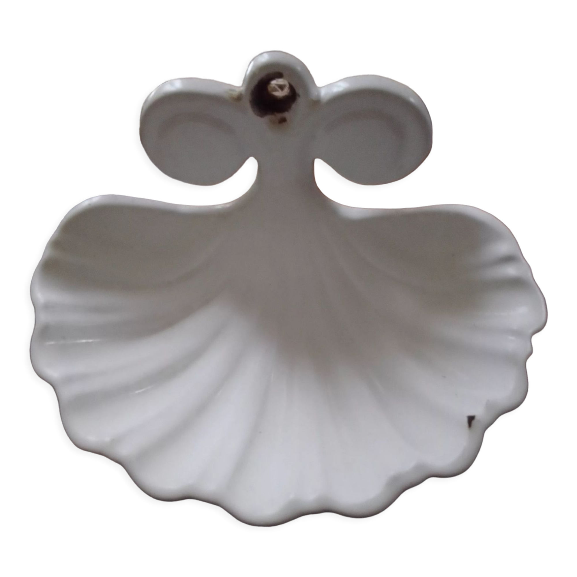 Enamelled cast iron soap dish