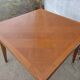 Table carrée vintage avec rallonges