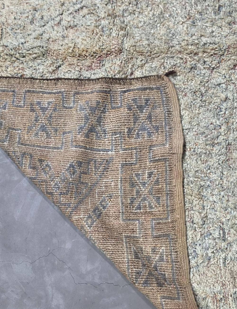 Vintage Beni MGuild Rug - 320 x 212 cm