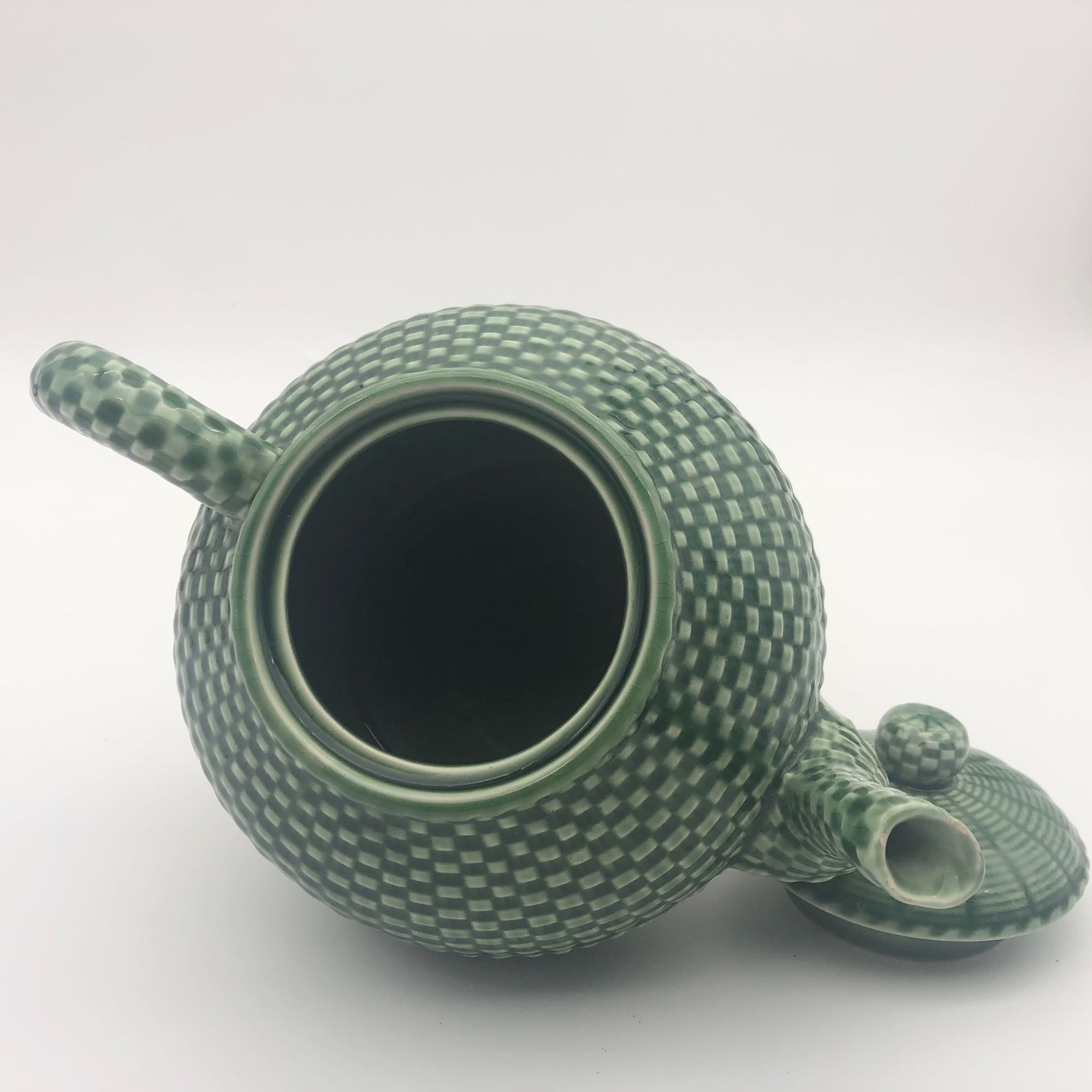 Vintage ceramic teapot Bordallo Pinheiro