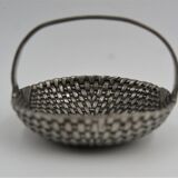 Basket tin braided deco vintage table