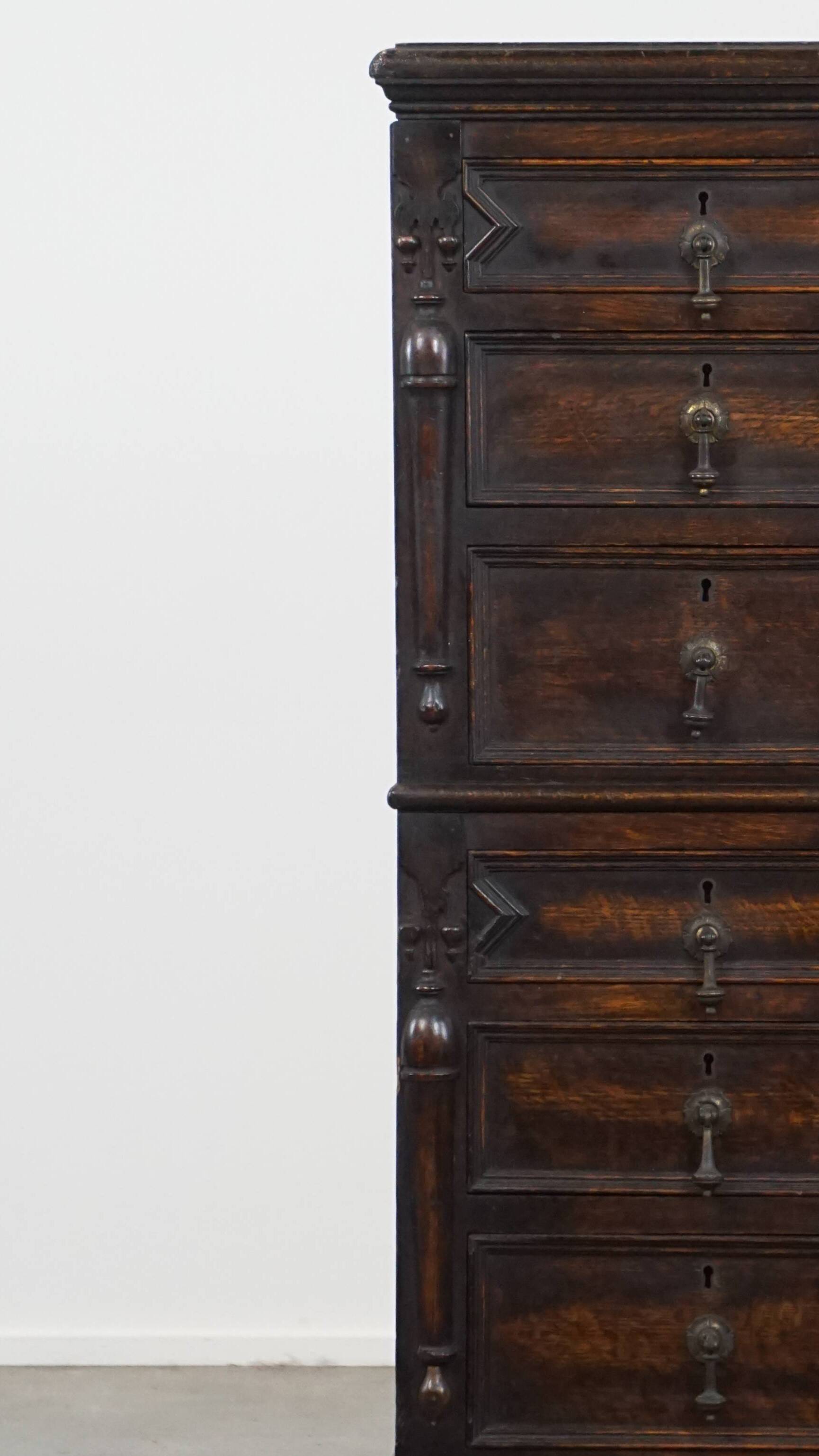 Antique Oak English Cabinet from the 19th Century