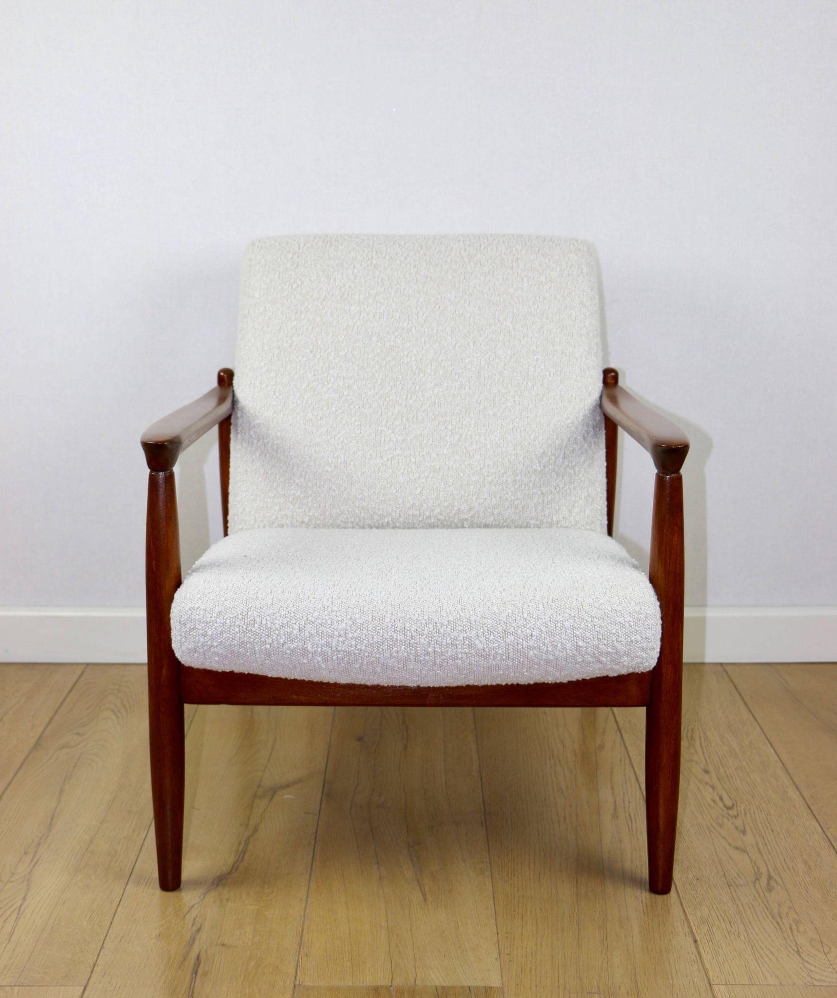 GFM-64 Brown Armchair in White Ivory Bouclé attributed to Edmund Homa, 1970s