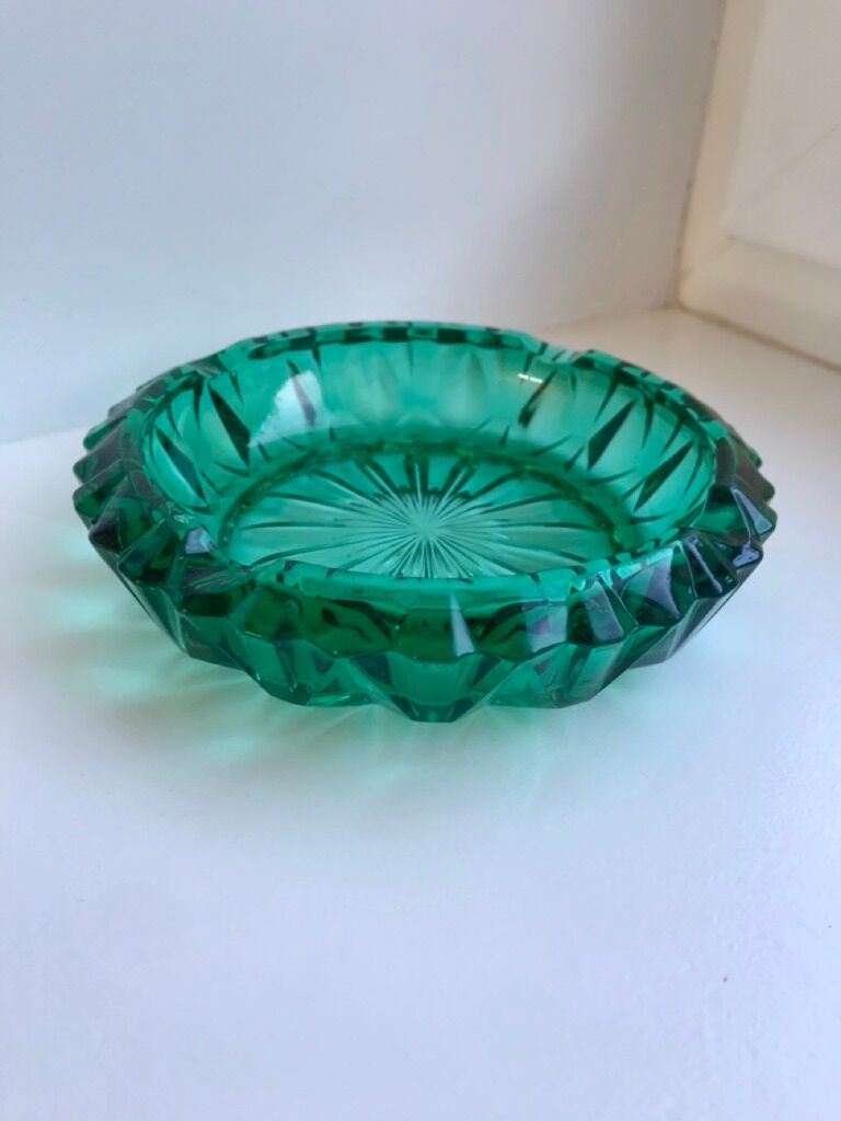 Green glass ashtray 60s-70s