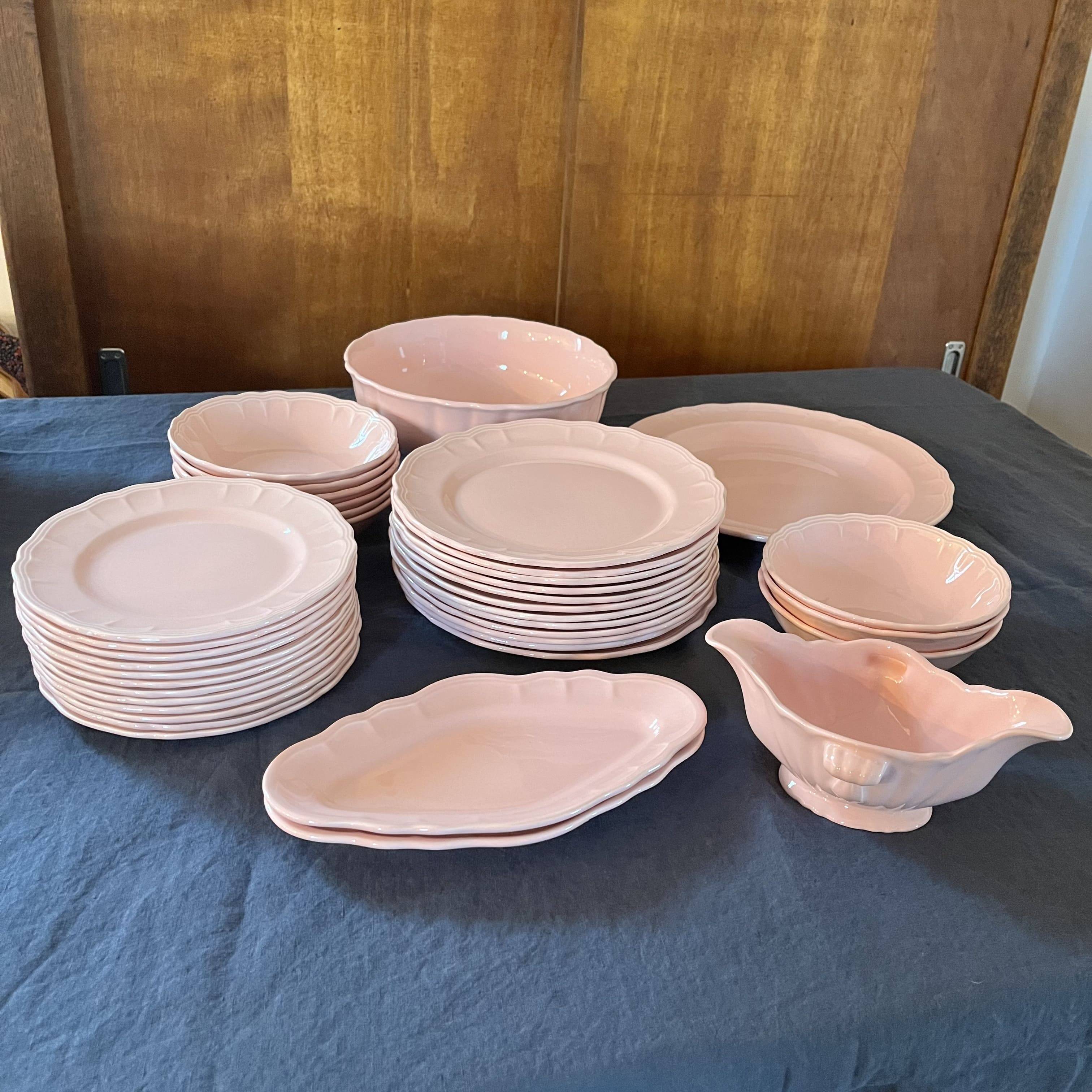 Salins 38 Piece Pink Dinnerware Set