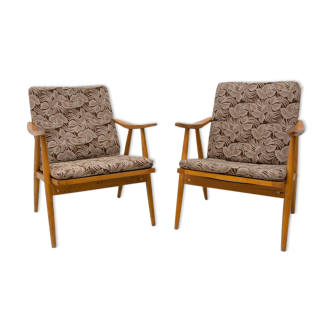 Pair of midcentury armchairs by Jaroslav Šmídek for Ton, 1970