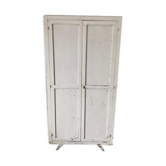 White Parisian wardrobe - compass feet