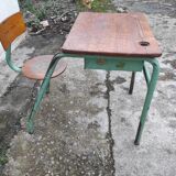Ancien bureau d'enfant monobloc
