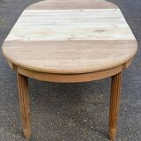 Renovated round Art Deco dining table, extendable, made of solid oak, 213cm.