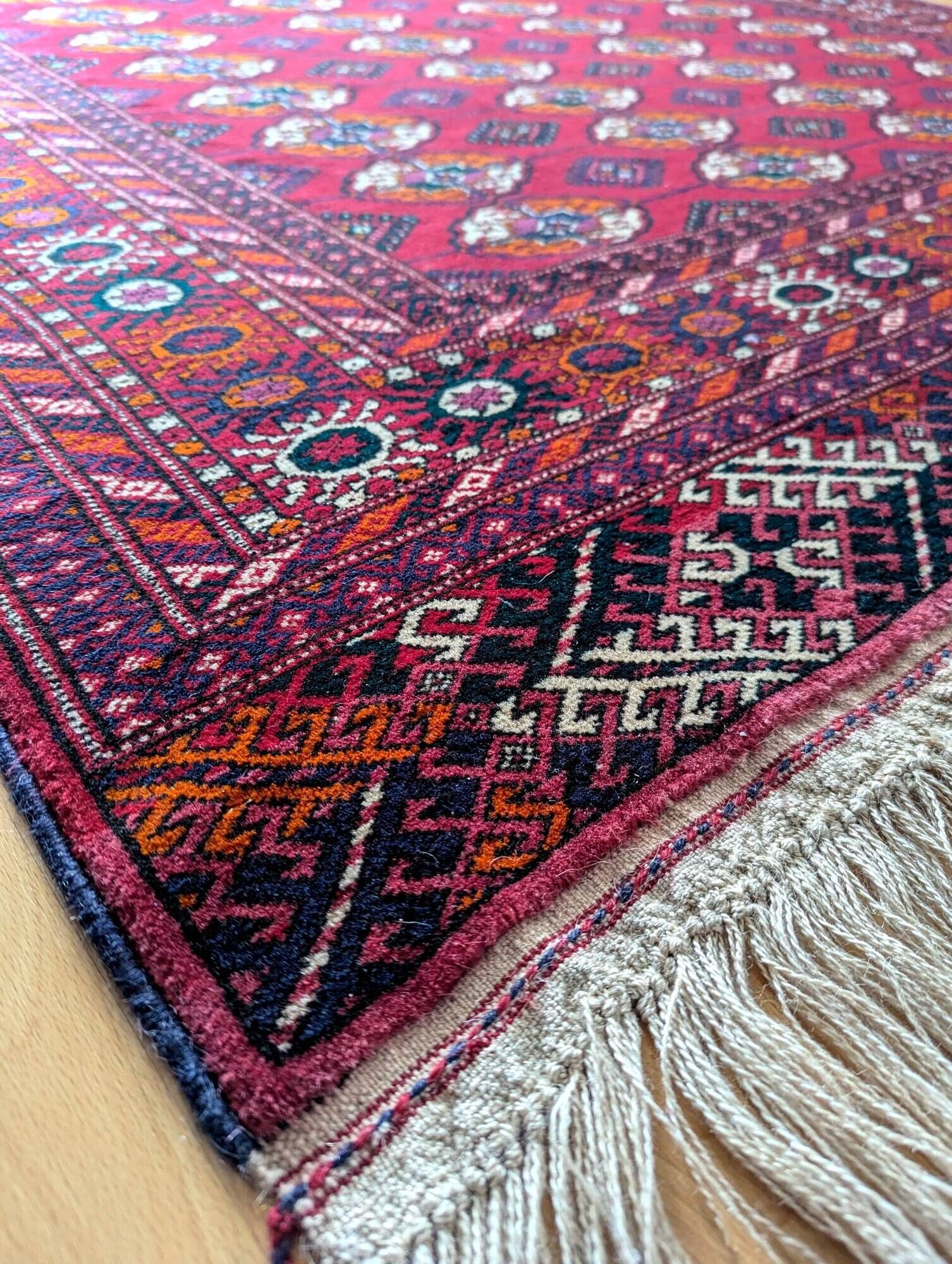 Turkmen Bukhara Oriental Rug: 2.70 X 1.65 Meters