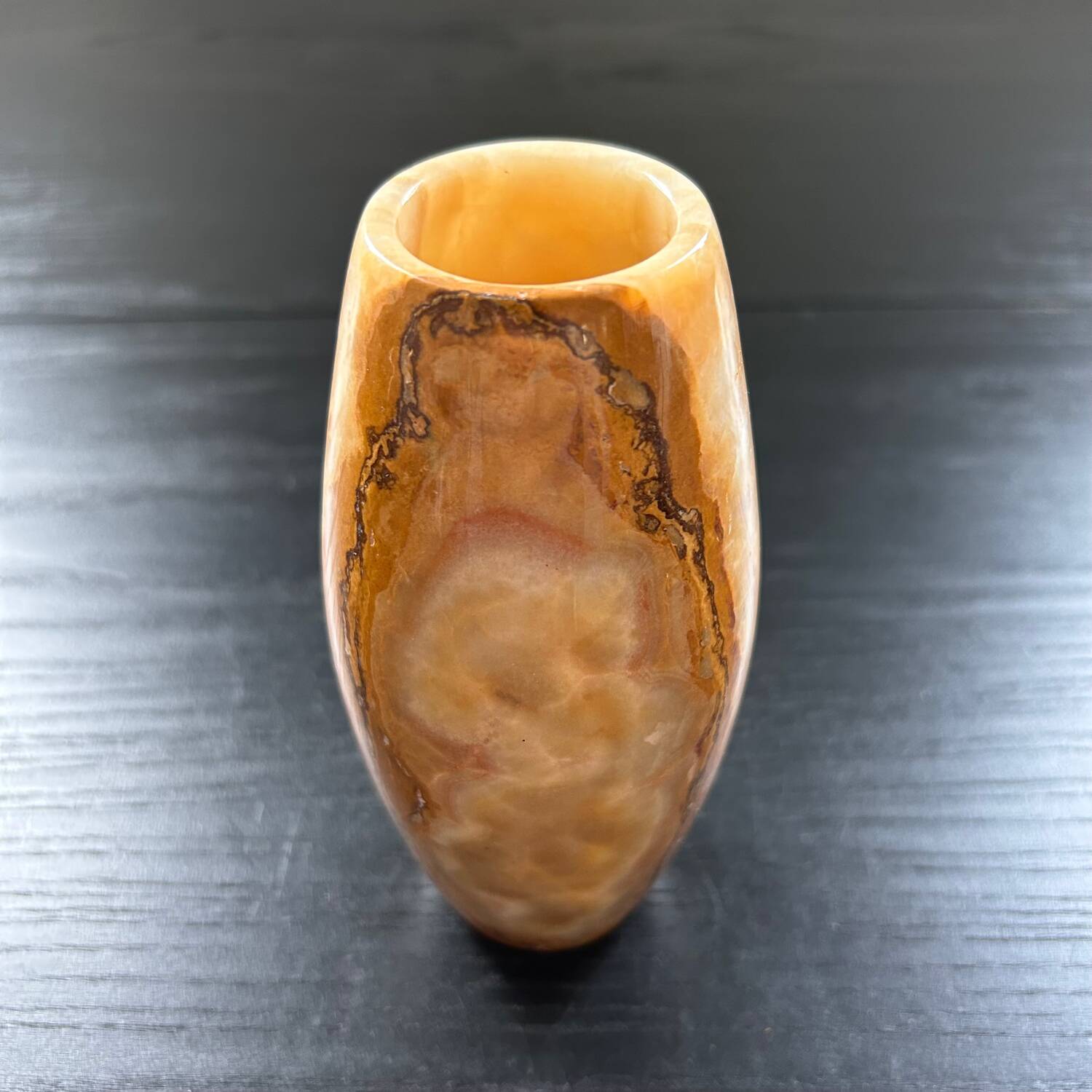 Oblong onyx vase