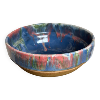 Bowl in painted terracotta