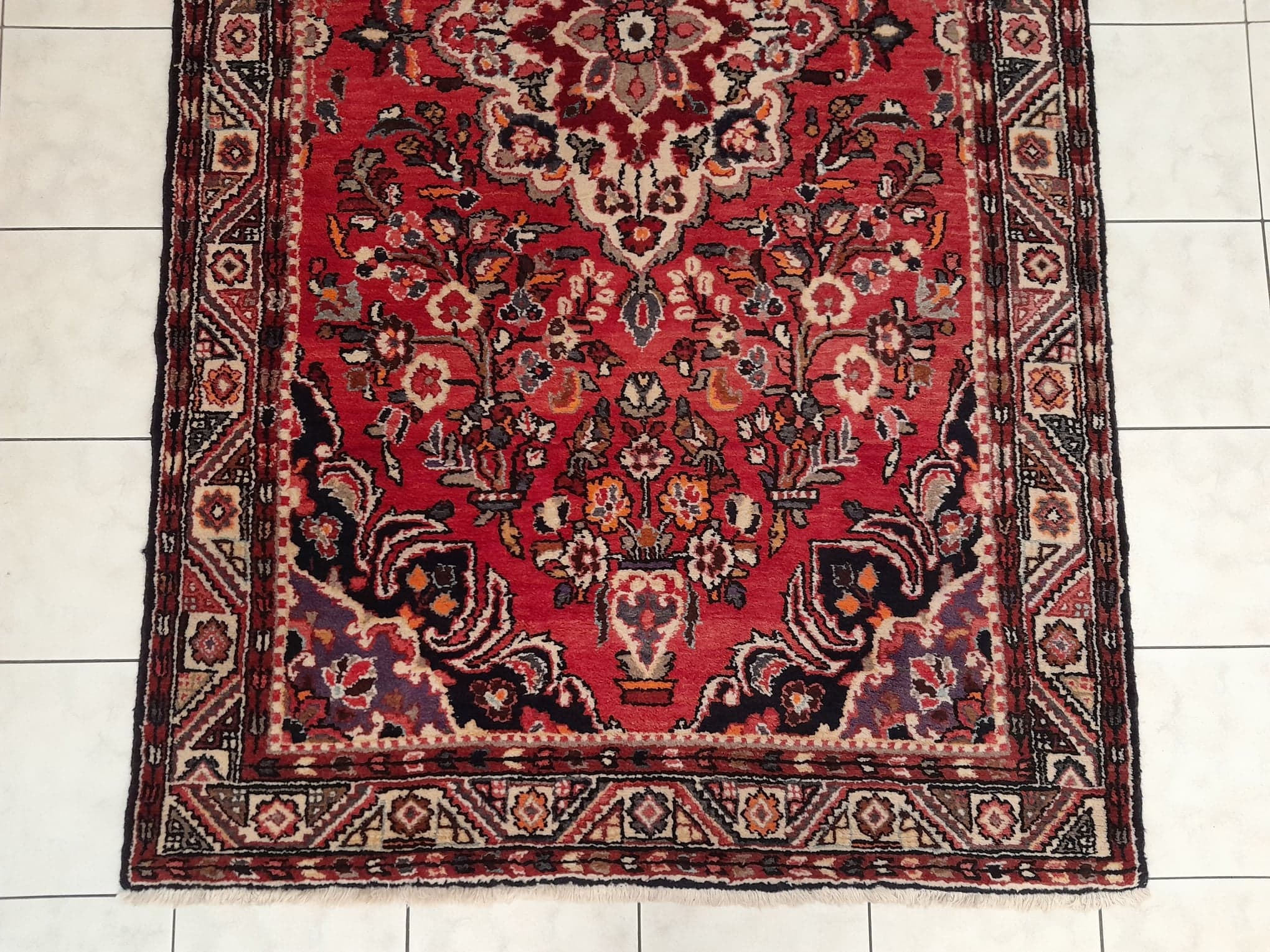 Handmade tabriz persian carpet 265x153cm