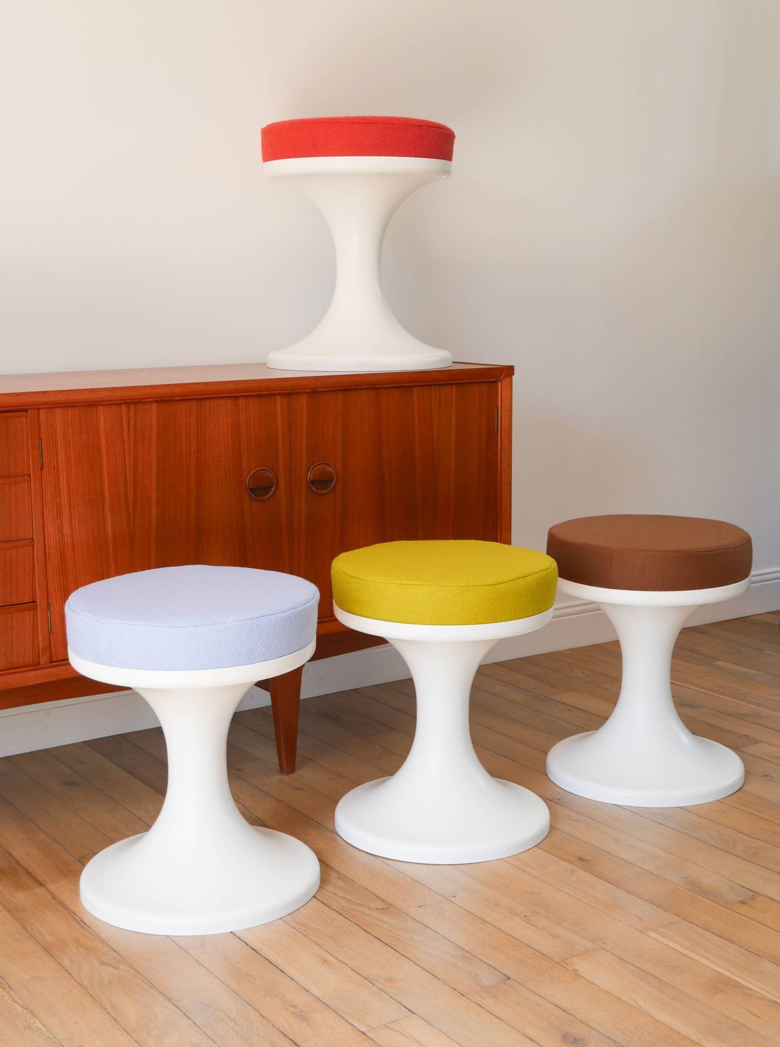 Tabouret tulipe en Plastique et Laine, Vert Matcha, Design Space Age, 1970