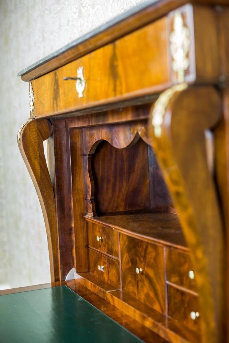 Secrétaire d'époque en acajou plaqué