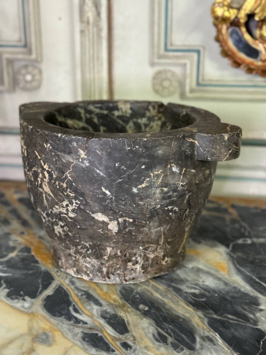 Large grey marble mortar Saint Anne, 19th century