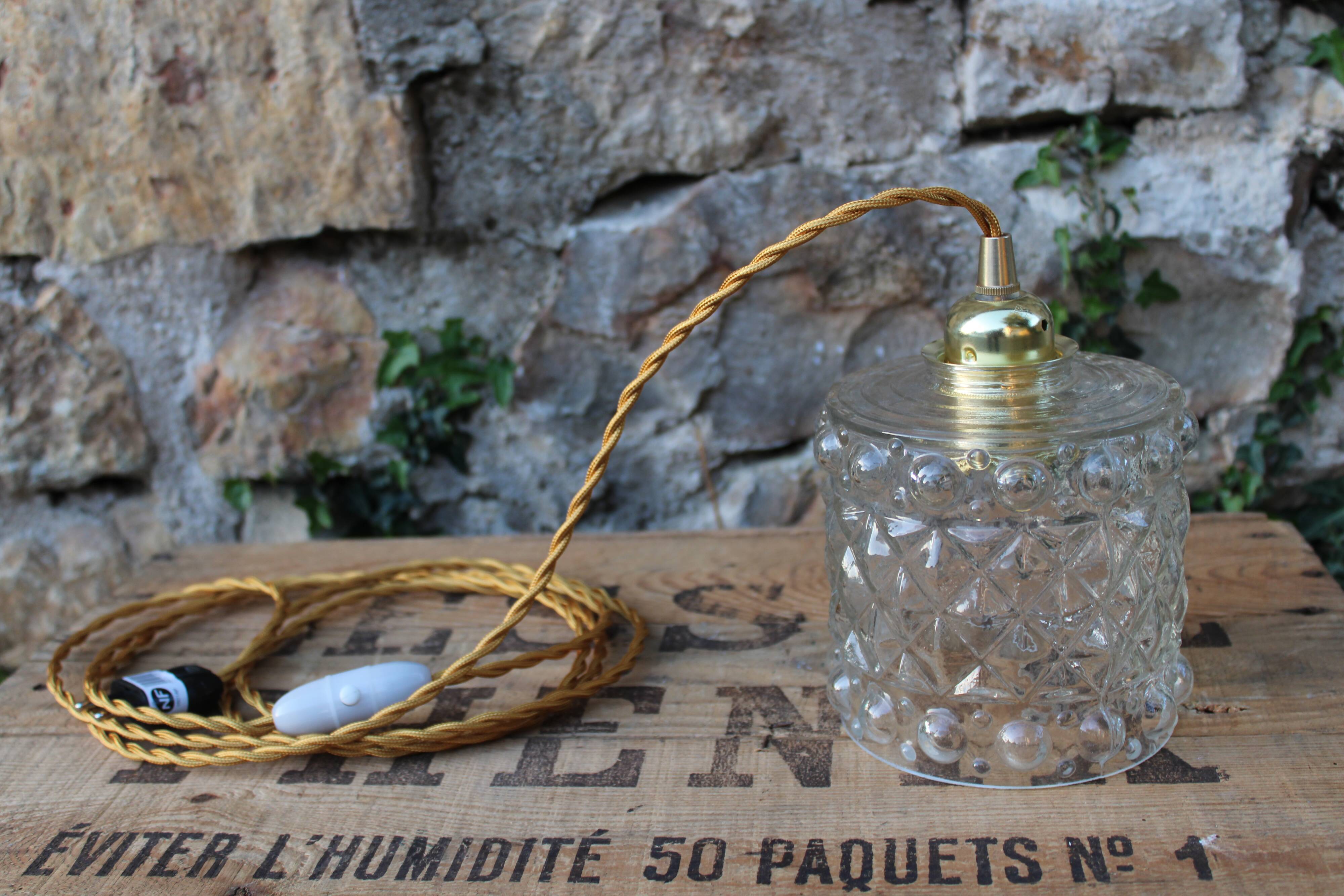 Moulded glass globe walk-in lamp