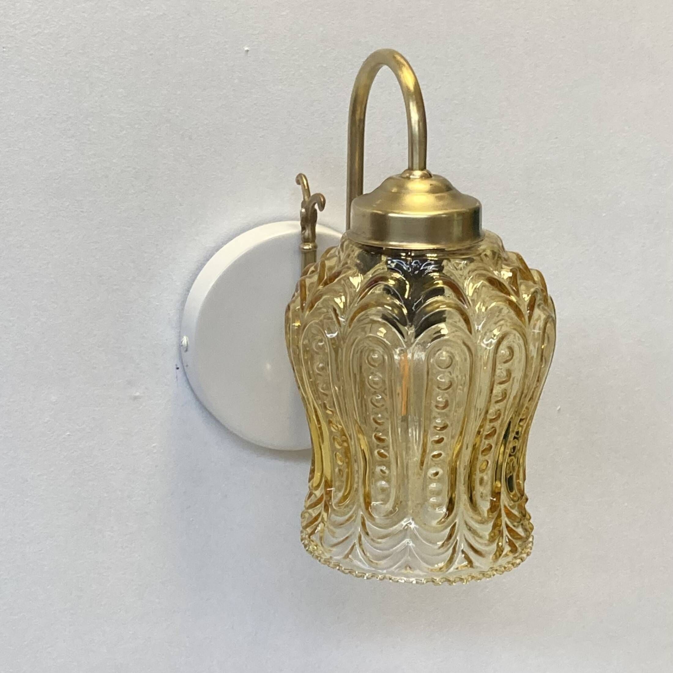 Lampe Marine Ancienne En Laiton Avec Verre Blanc, Style Passage De Navire - Reproduction Vintage - Inde