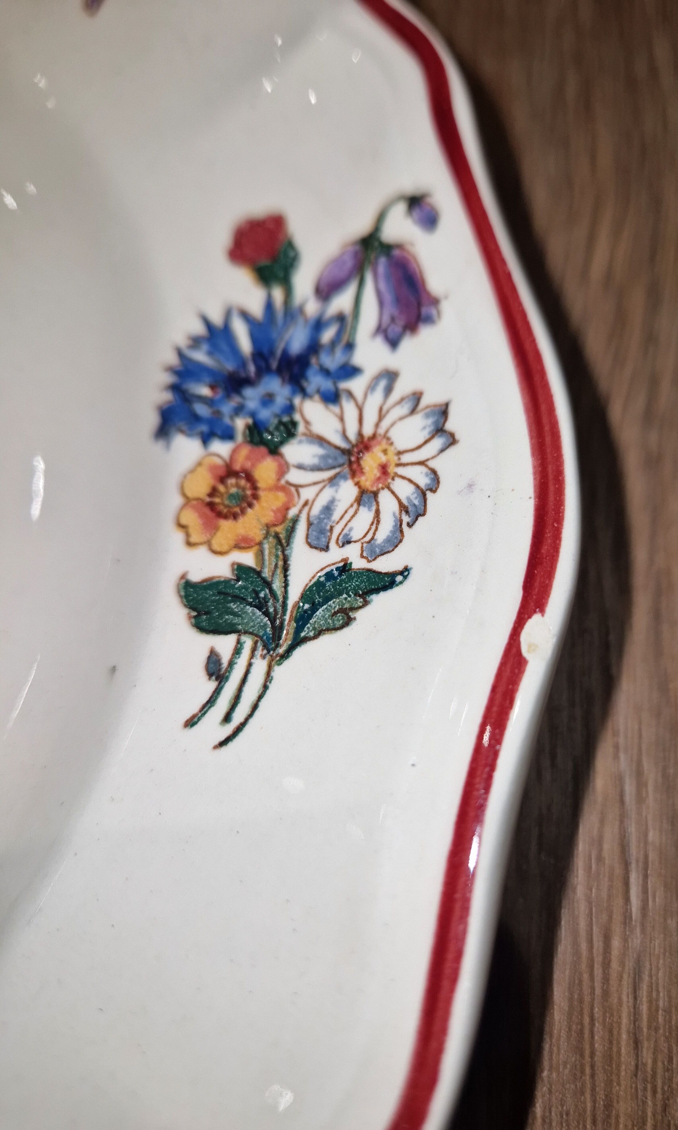 Service for 6 people, Sarreguemines earthenware, Agreste model.