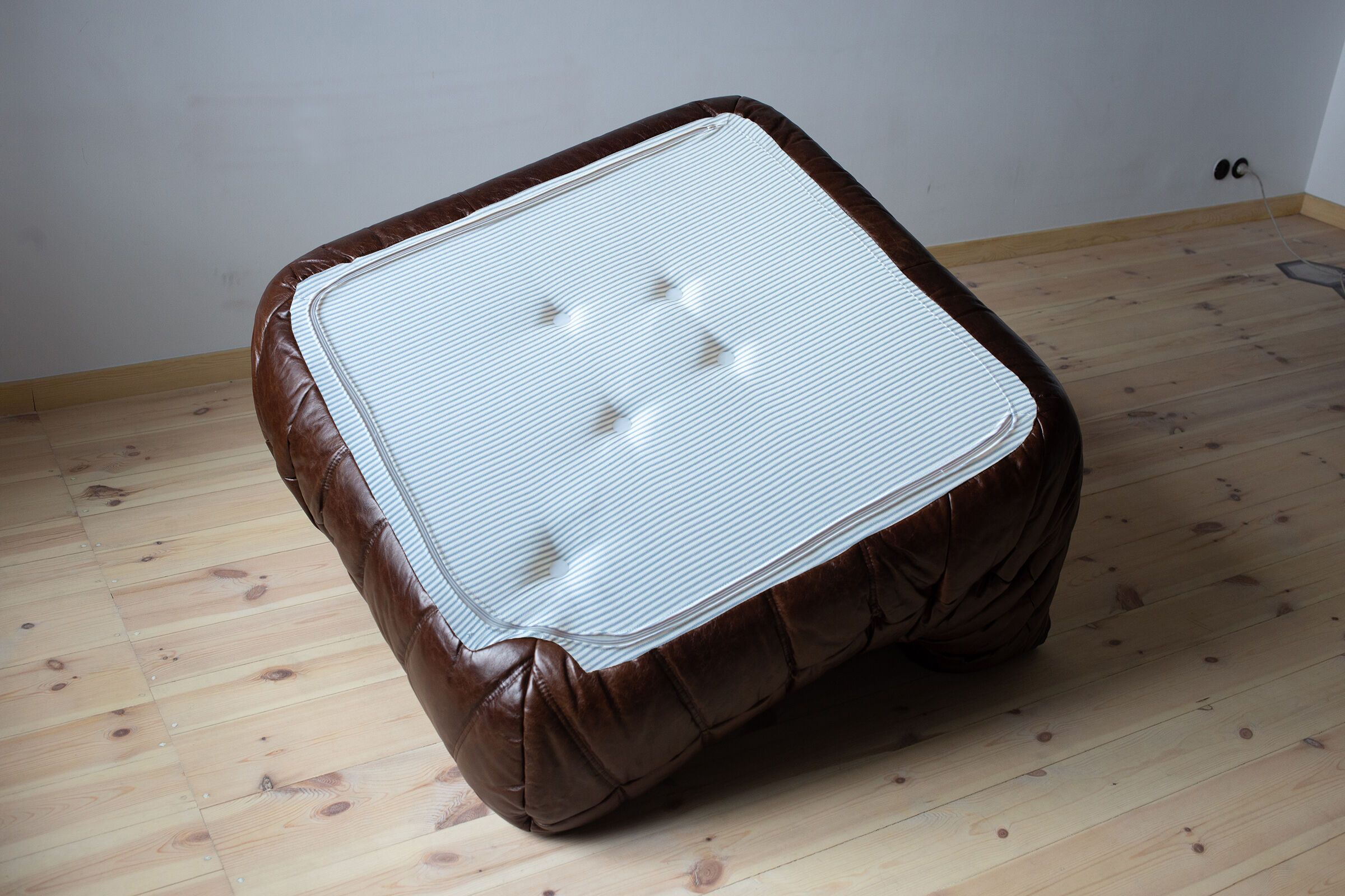 Togo brown leather set designed by Michel Ducaroy 1973