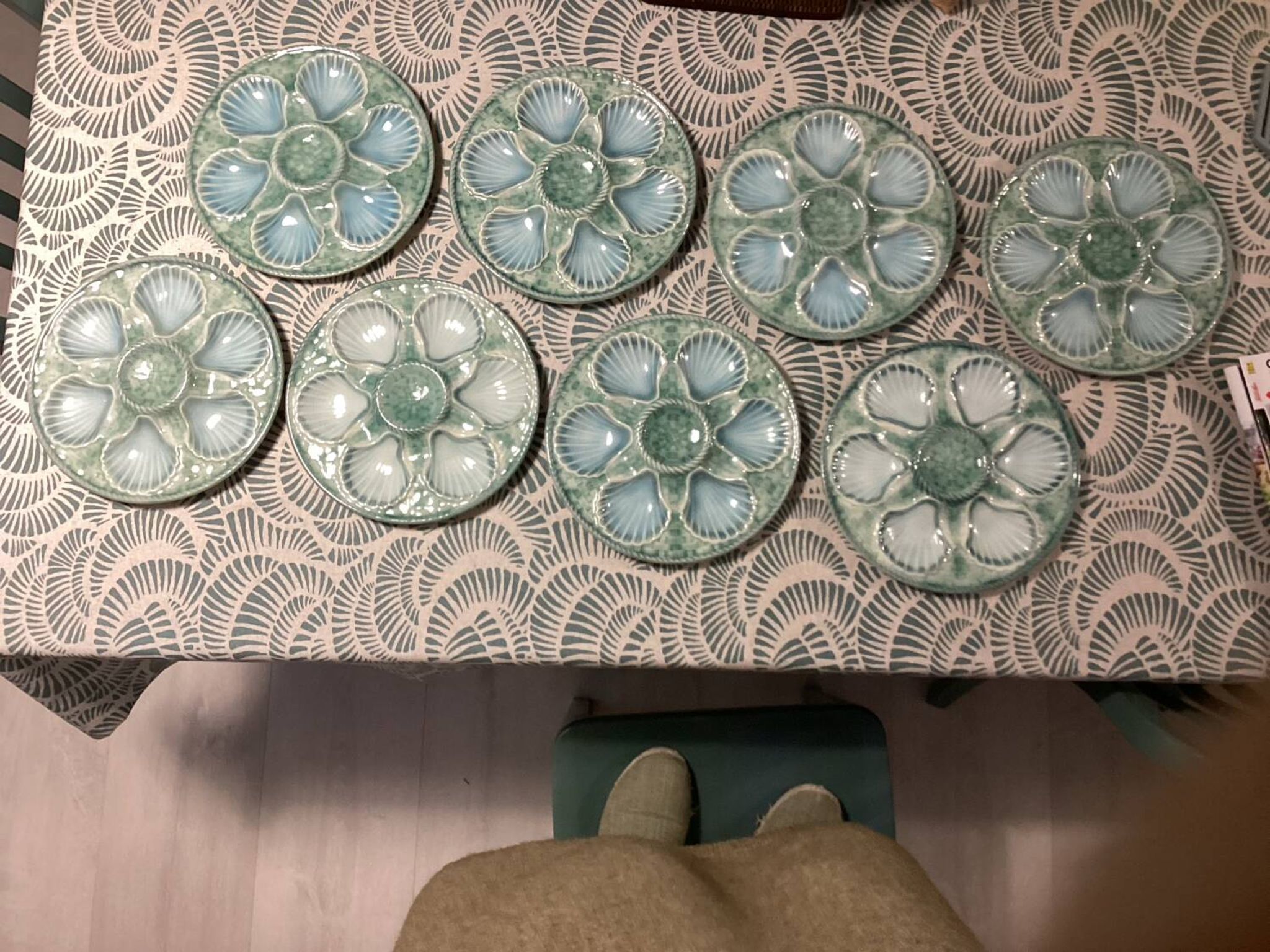 Oyster plates