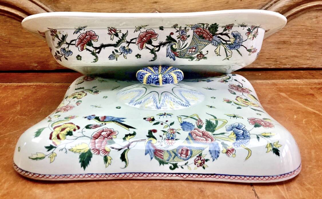 Ancien plat couvert faïence Gien modèle corne d’abondance XIX