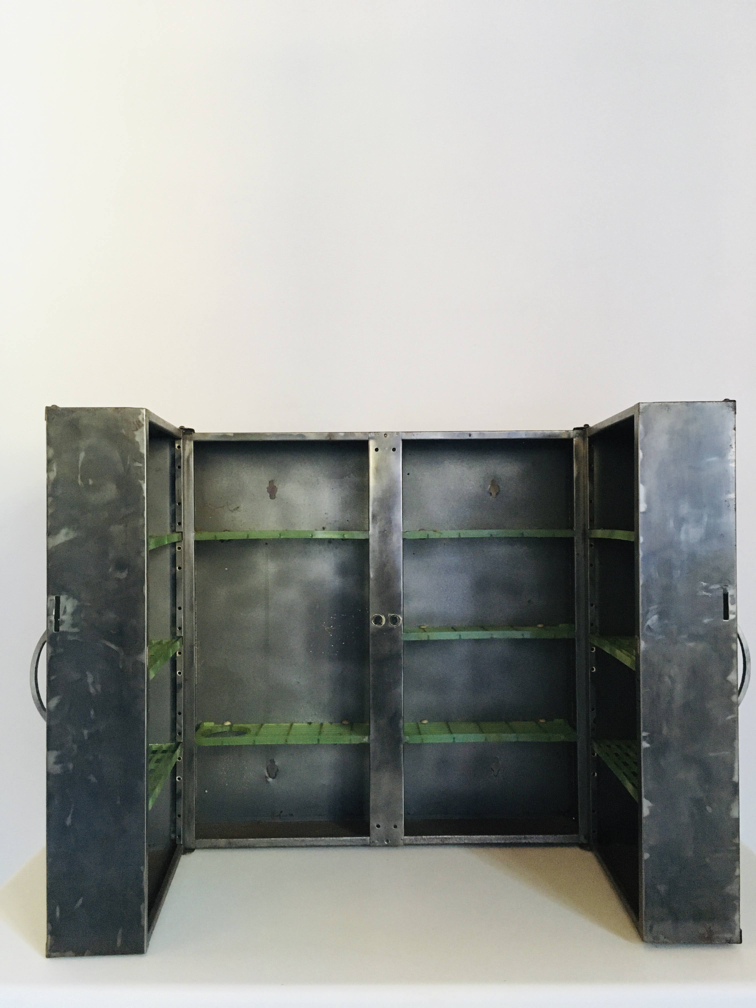 Metal closet