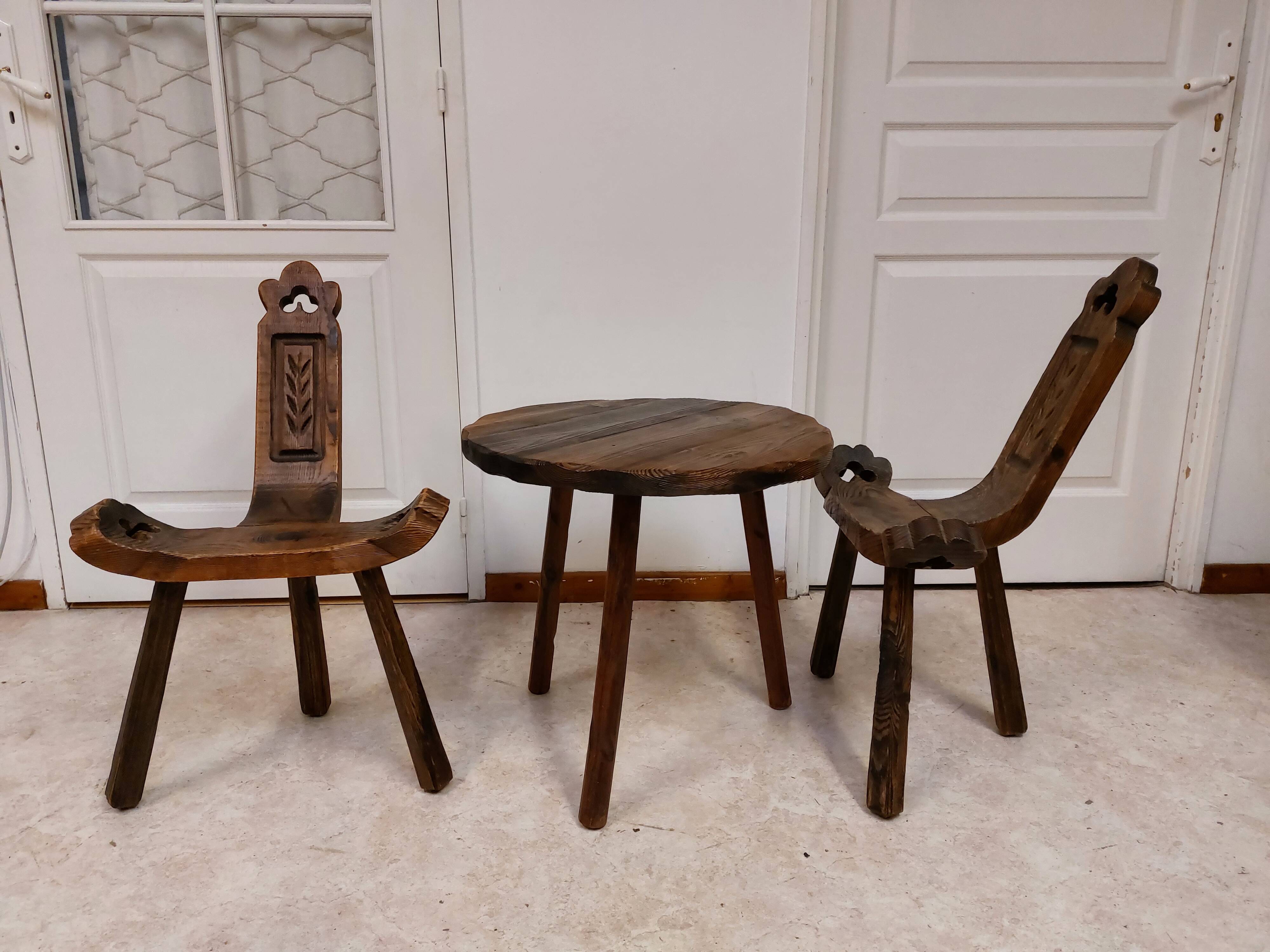 Coffee set coffee table and tripod low chairs - Spanish brutalist design - 1950s