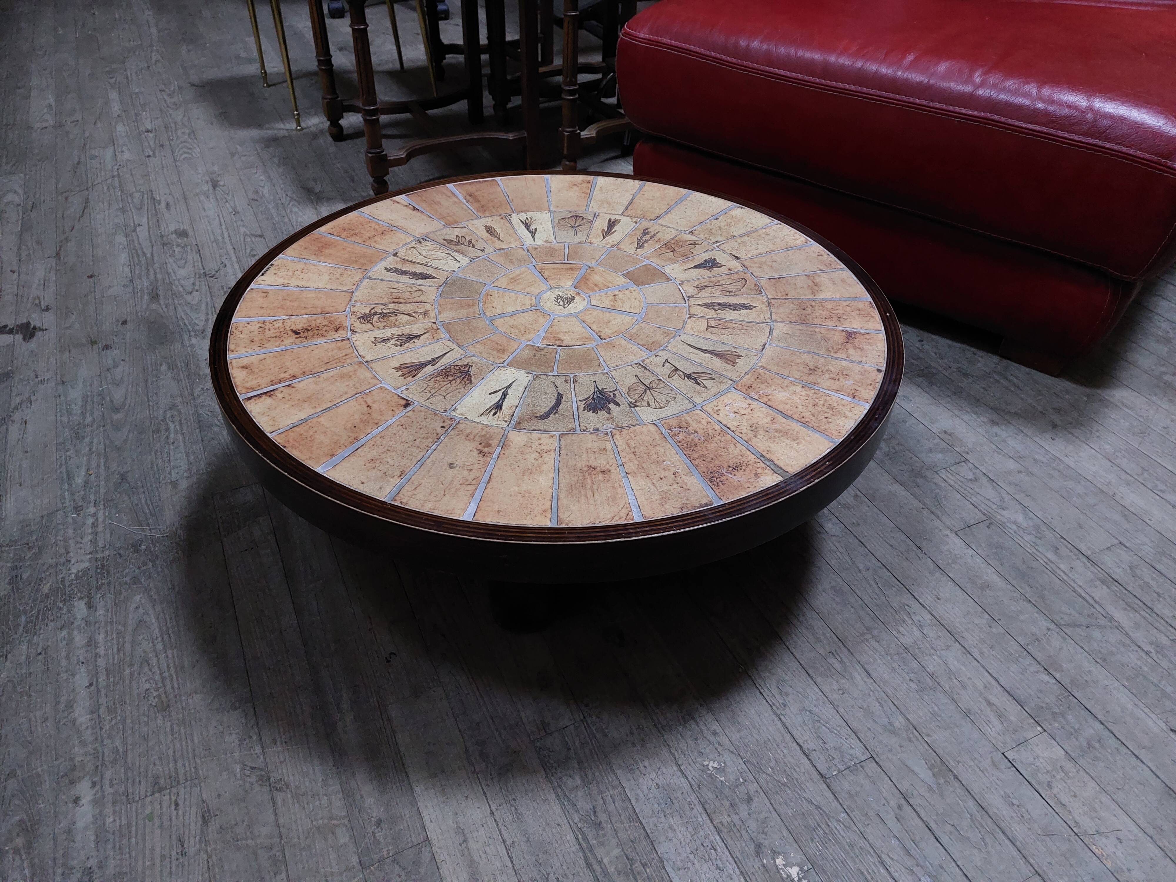 Round coffee table "Herbariums" by Roger Capron - 1960s/1970s - Vallauris