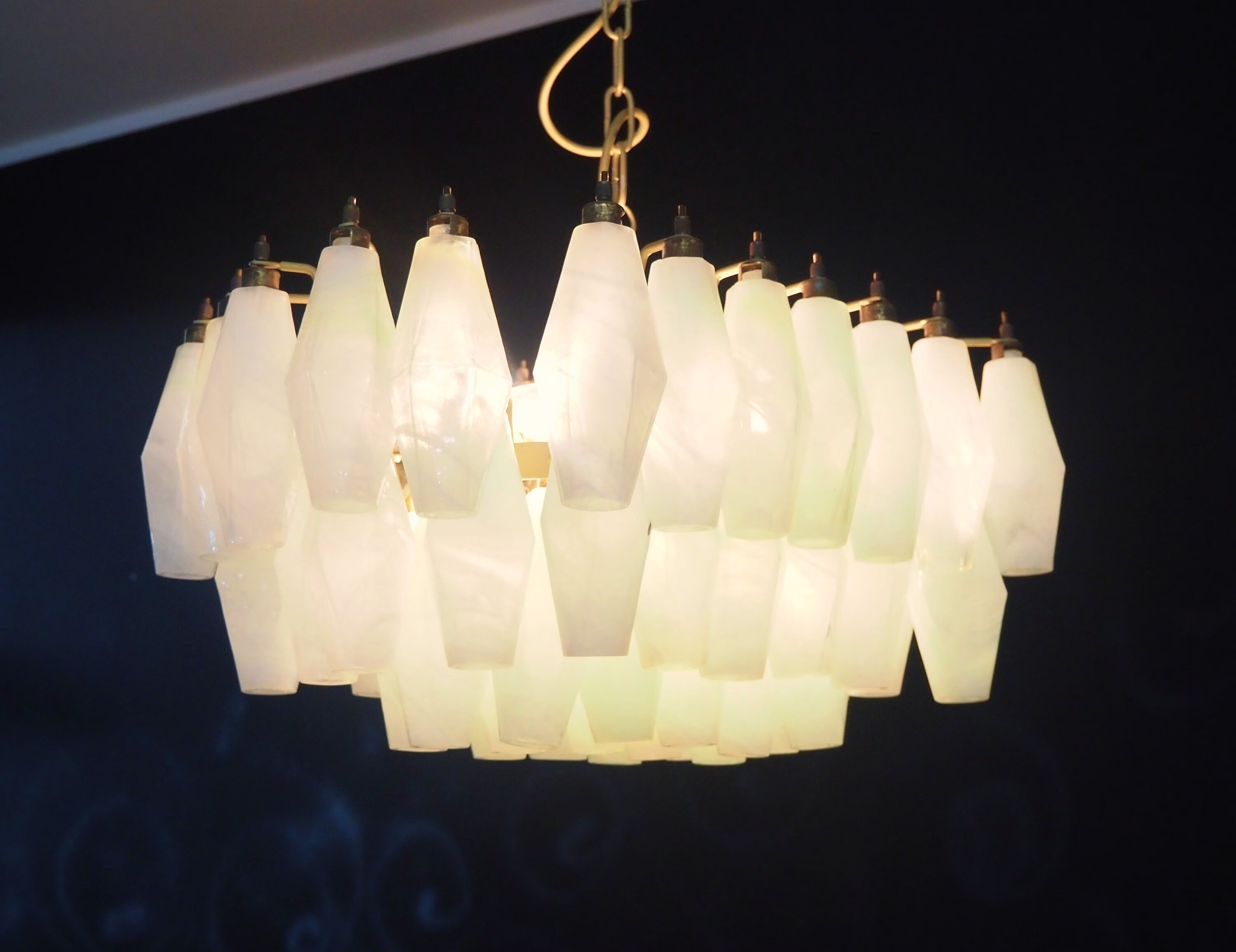 Vintage Italian chandelier - opaline Murano glass