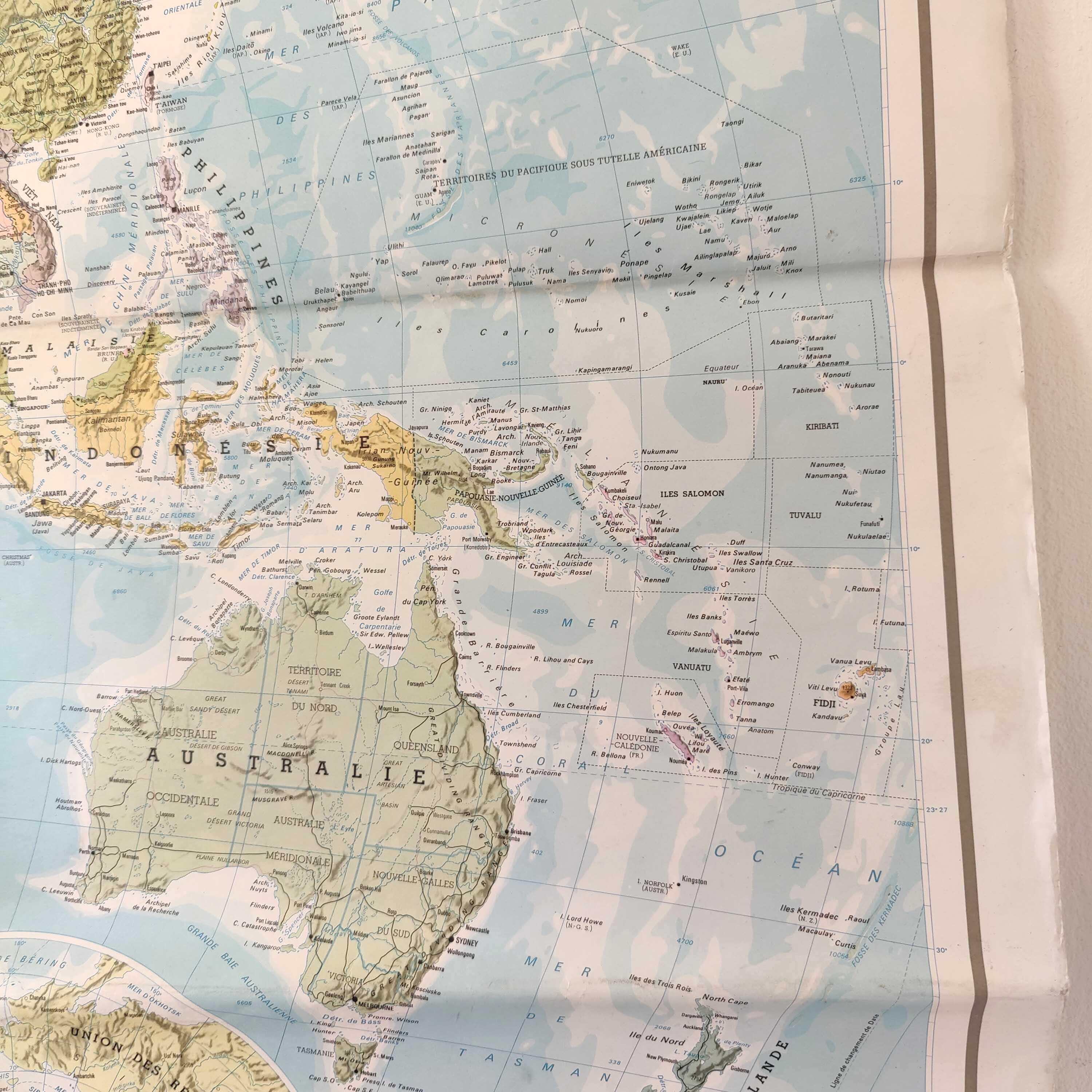 Map planisphere the vintage world 127x81cm 70s