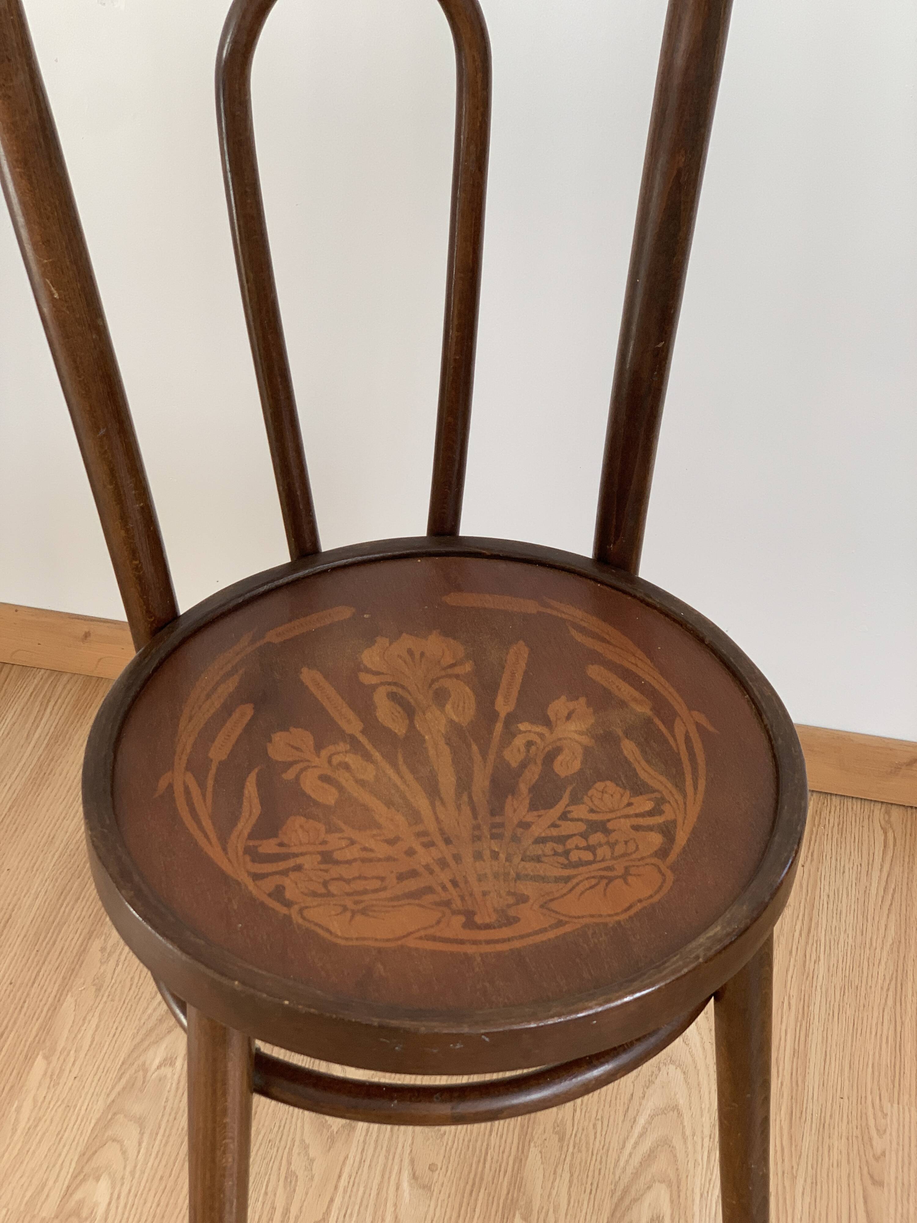 Chaise de bistrot bois
