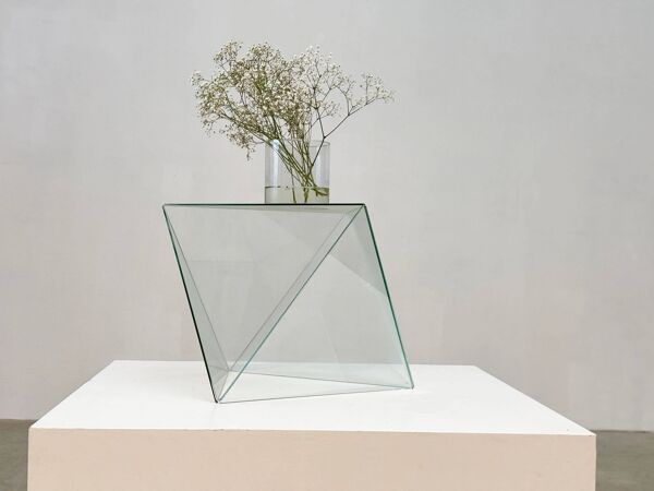 Table d'appoint ou table basse en verre